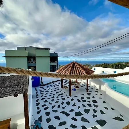 Holiday home Con Piscina Climatizada