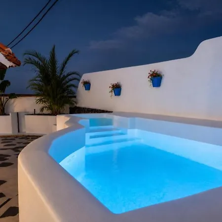 Con Piscina Climatizada Dom wakacyjny Icod De Los Vinos